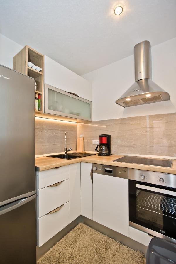Apartment Anita Hvar Town